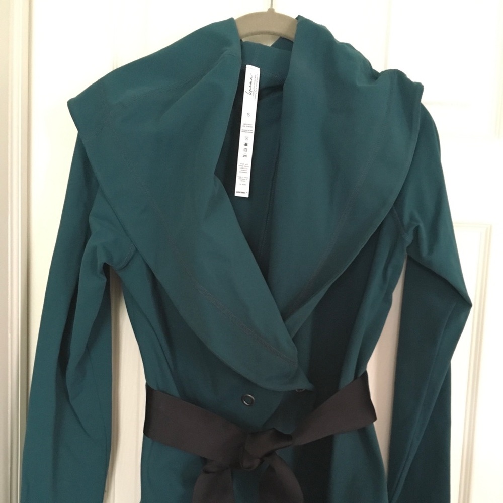 Karma wide cowl Jacket